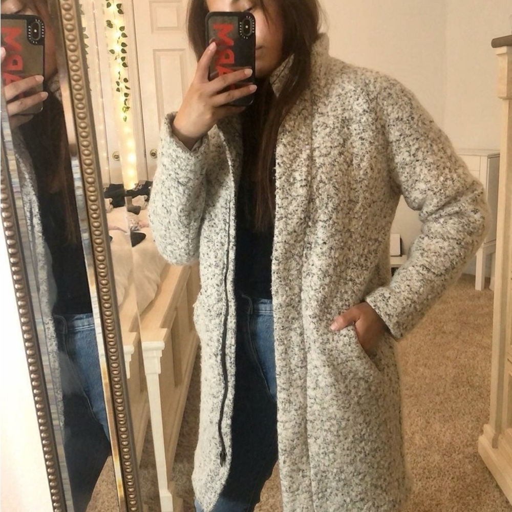 H&M fall/winter coat - Picture 3 of 8